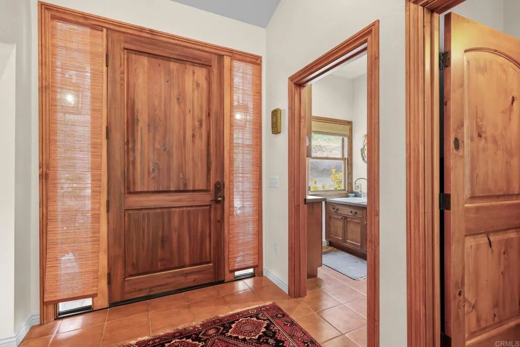 https://cdn.realtyfeed.com/cdn/127/306705950/189c52550899265f8ff80ada66c74358.webp