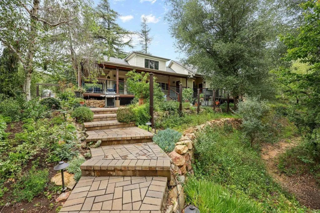 https://cdn.realtyfeed.com/cdn/127/306705950/5877c96b99ec630087b9c1df508eeb22.webp