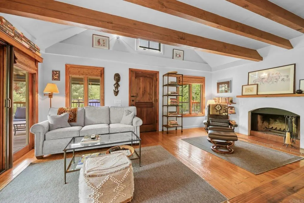 https://cdn.realtyfeed.com/cdn/127/306705950/ab85283efcb20e52432db2cbbd72ba77.webp