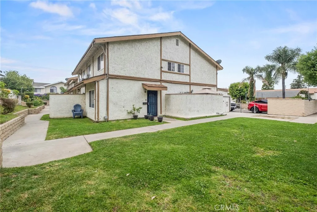 Sylmar, CA 91342
