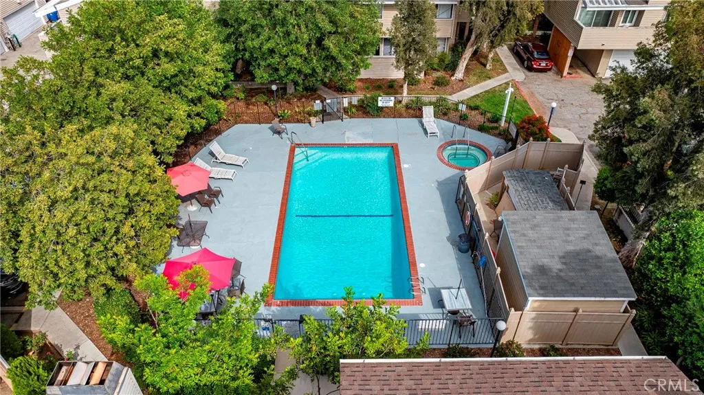 9952 Sepulveda 5