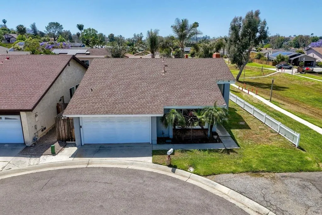 https://cdn.realtyfeed.com/cdn/127/306705962/6675748bd4a6fba0bfbd029643a00188.webp