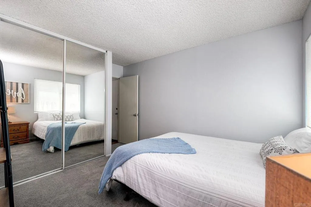 https://cdn.realtyfeed.com/cdn/127/306705962/7d3e5a4363d58143e1c29225d9cad870.webp