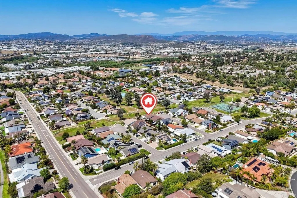 https://cdn.realtyfeed.com/cdn/127/306705962/a955fbc0b4a9921039078cf22e0d1718.webp