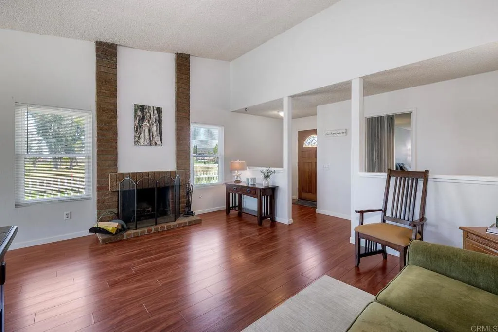 https://cdn.realtyfeed.com/cdn/127/306705962/dd5c818a140e251e075a688192e71279.webp