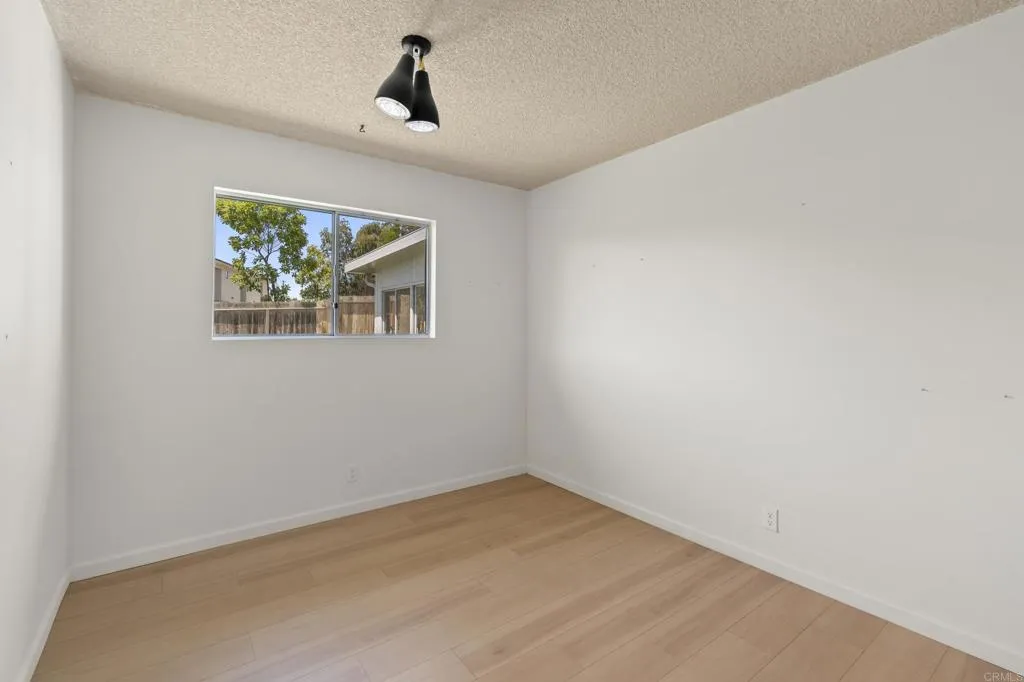 https://cdn.realtyfeed.com/cdn/127/306705969/8c77de739741fa4ce94171913c1aae9f.webp