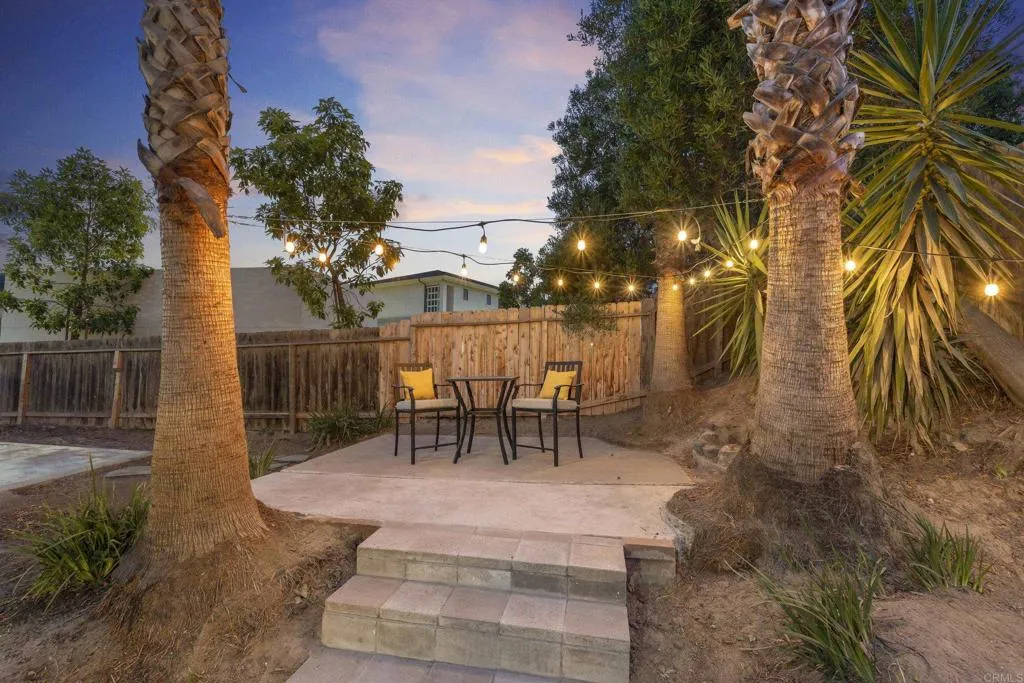 https://cdn.realtyfeed.com/cdn/127/306705969/9481ed2b5870a7e7096f2b056fa7d287.webp
