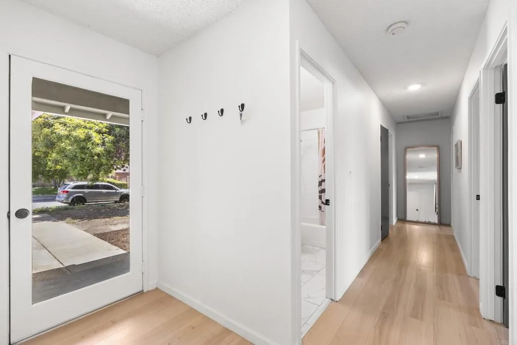 https://cdn.realtyfeed.com/cdn/127/306705969/9cf25d9f183a954448c3bbd96977ff95.webp
