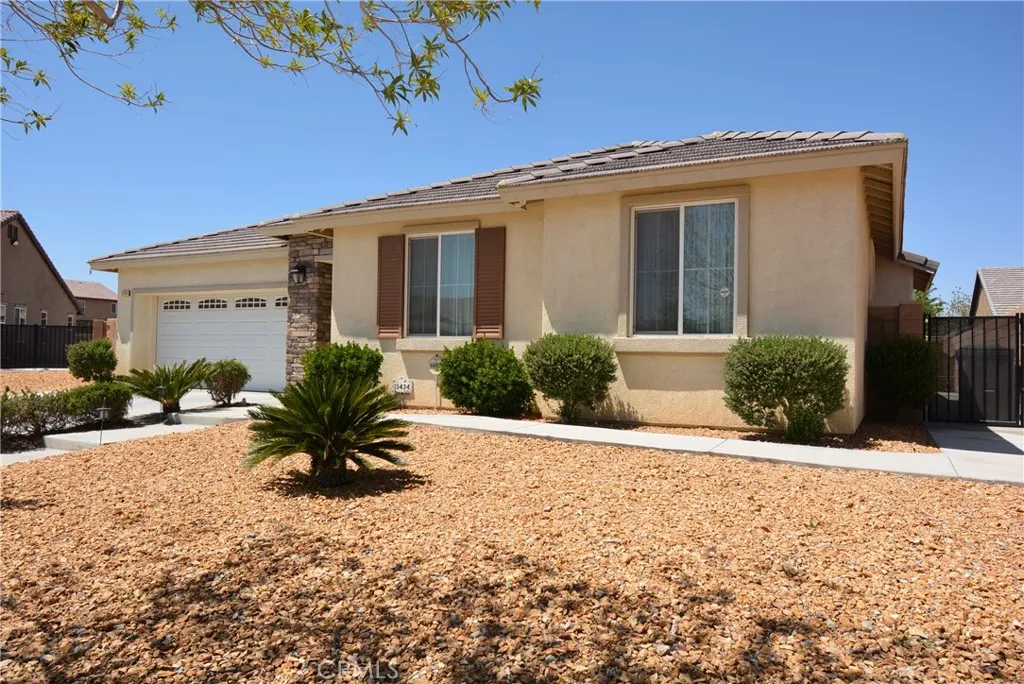 13434 Warren Place, Victorville, CA 92395 - Photo 3 of 50, Victorville, CA
