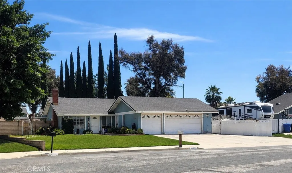 Riverside, CA 92503