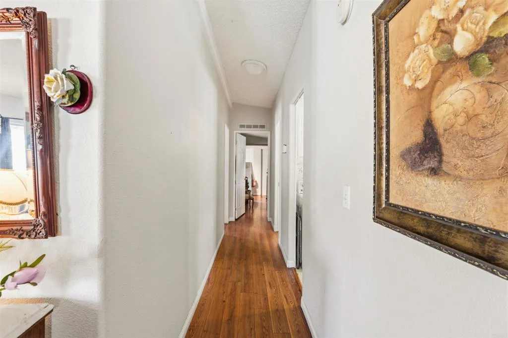 https://cdn.realtyfeed.com/cdn/127/306706054/91ee8c5752e9cf25dfad4684e2787313.webp
