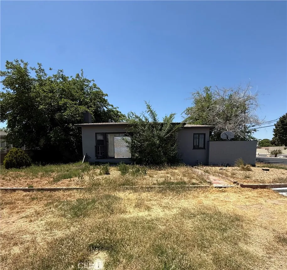 Lancaster, CA 93535