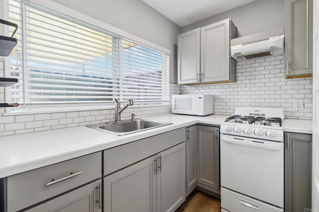 https://cdn.realtyfeed.com/cdn/127/306706070/6bfb0191410f2e1530c62a89dee742d5.webp