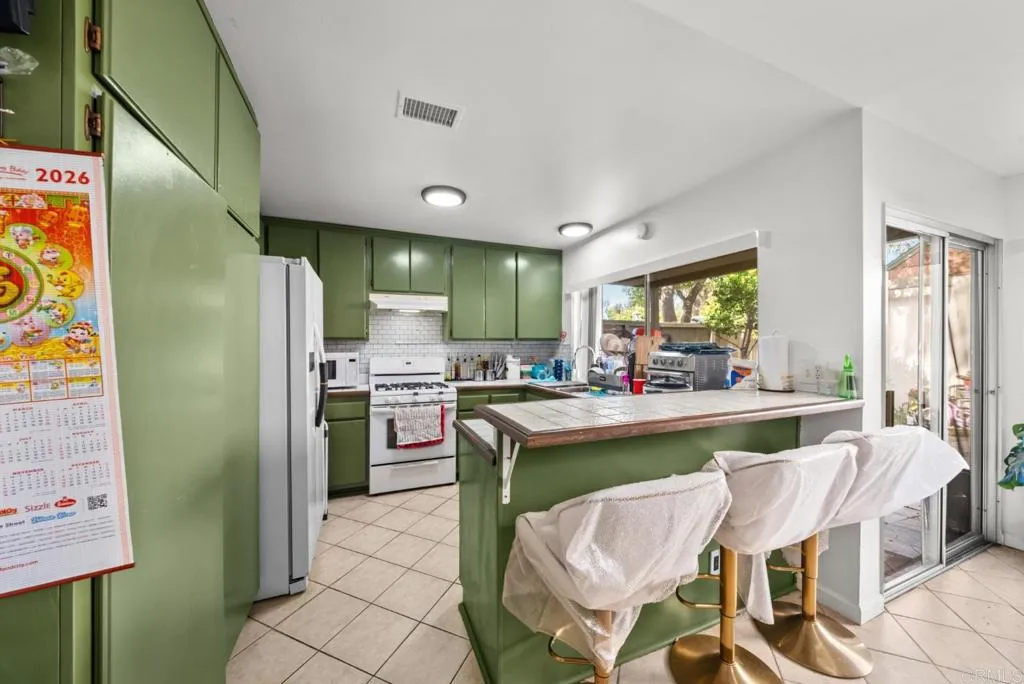 Photo #25: PTP2603244 Listing: Photo #25