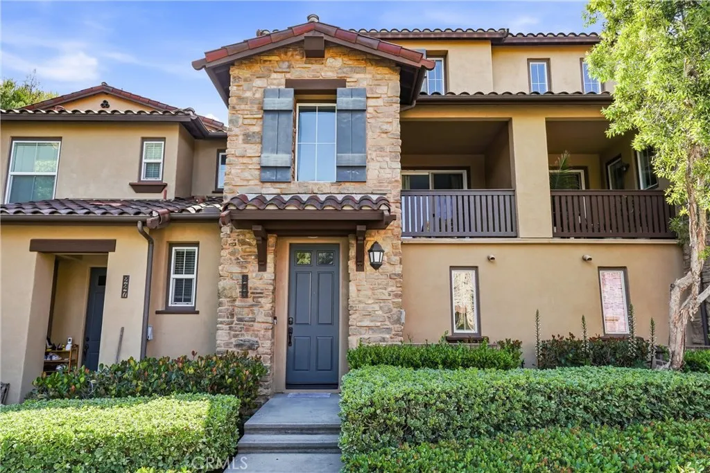Irvine, CA 92603