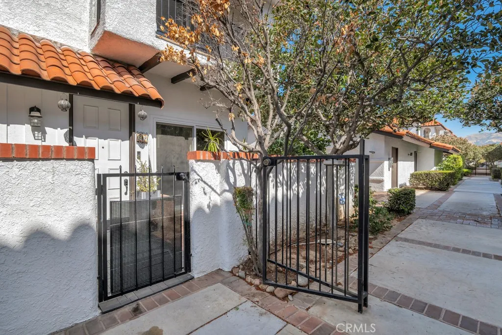 Chatsworth, CA 91311