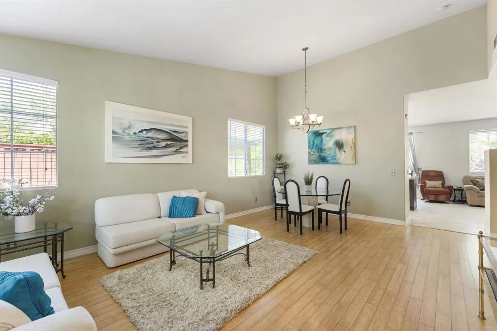 https://cdn.realtyfeed.com/cdn/127/306706168/810e6f015244cf5c546668c30fef18b6.webp