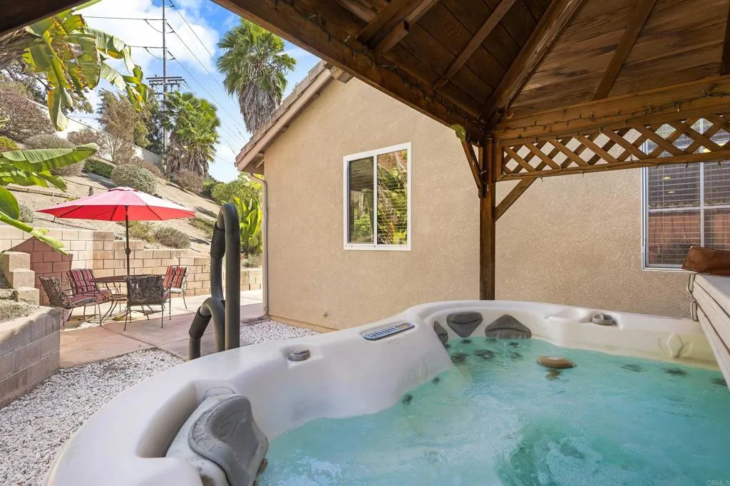 https://cdn.realtyfeed.com/cdn/127/306706168/a6e1808282e0ae0a853f0ab8528d617d.webp