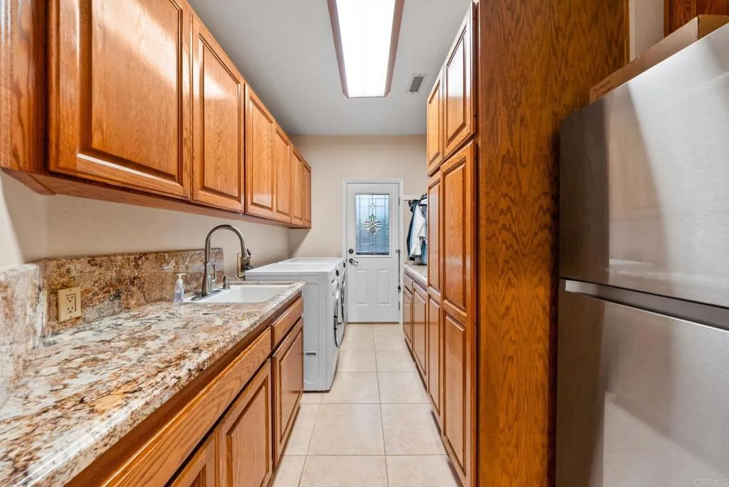 https://cdn.realtyfeed.com/cdn/127/306706178/1f72e85622cb82e73edb998830e8336d.webp