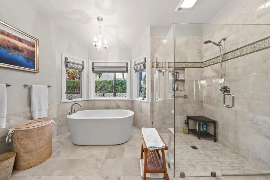 https://cdn.realtyfeed.com/cdn/127/306706178/22b41e0d4f148f38b77fe4ee16354754.webp