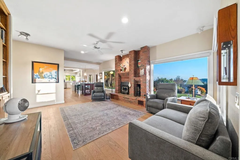 https://cdn.realtyfeed.com/cdn/127/306706178/a65fbc11893f19e9842d25786ccff2cb.webp