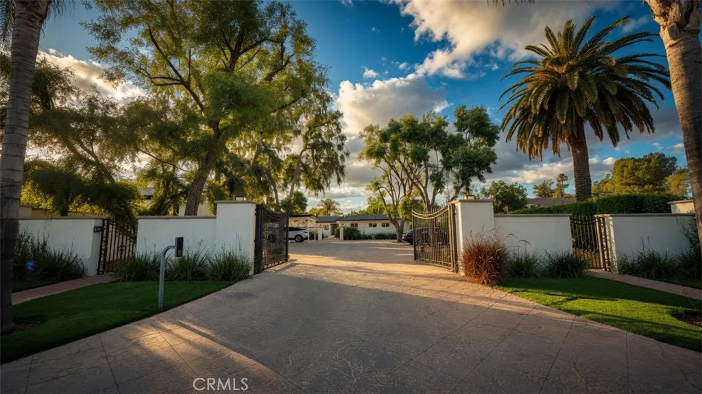 Tarzana, CA 91356