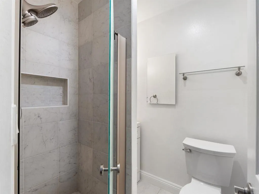 https://cdn.realtyfeed.com/cdn/127/306706206/49c63f025e70e40017ebe962820eb58d.webp