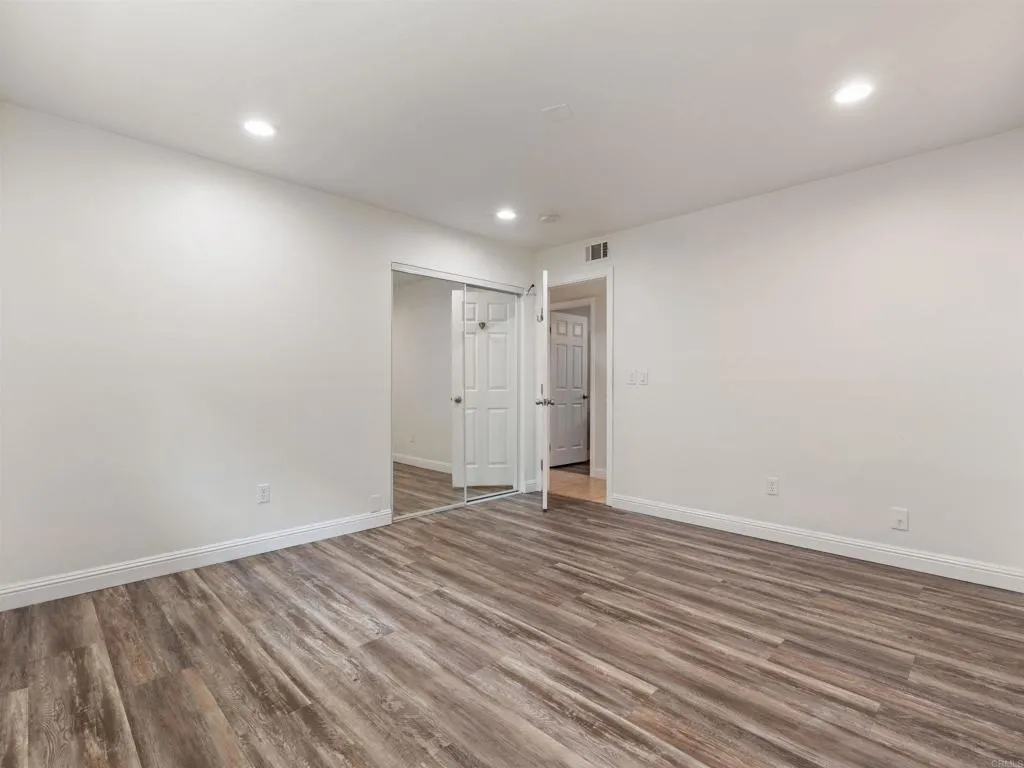 https://cdn.realtyfeed.com/cdn/127/306706206/bb3f74712496a5d53e92cbbc9fc7bad0.webp