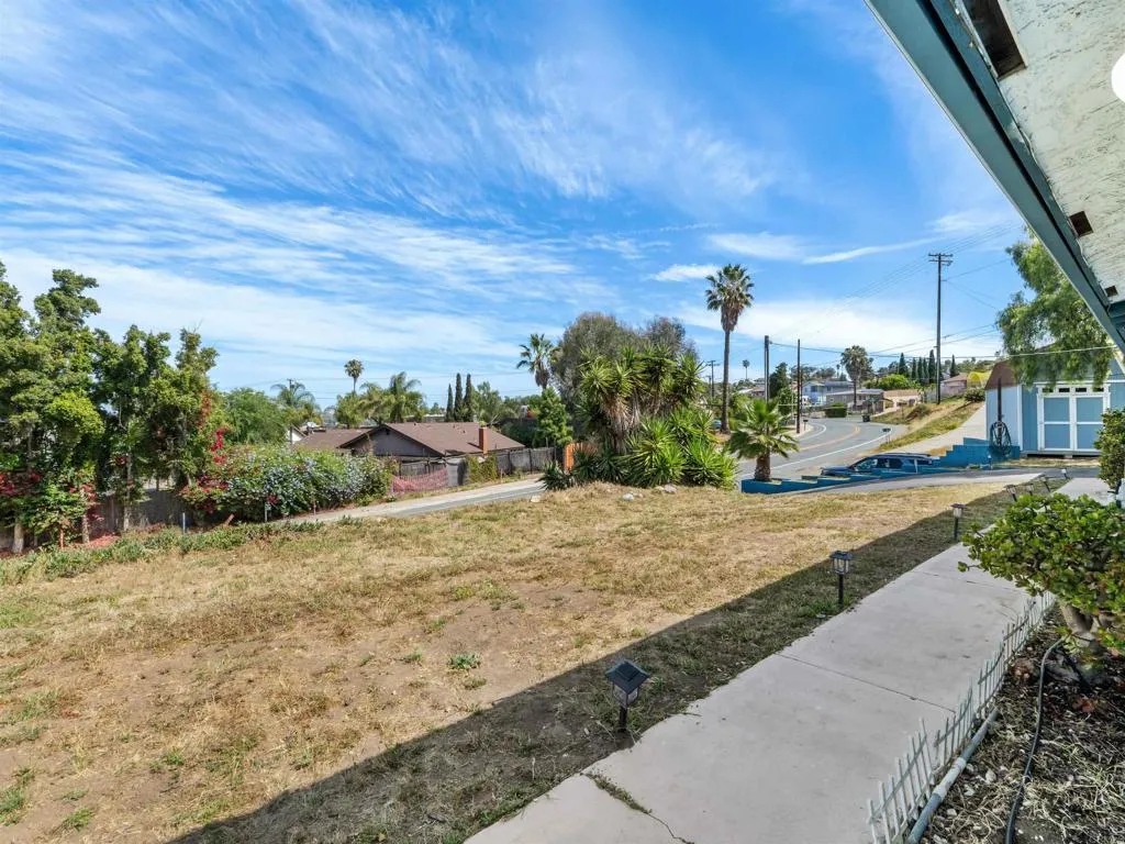 https://cdn.realtyfeed.com/cdn/127/306706206/e34e0efd1969195fd778d033b39e08cc.webp