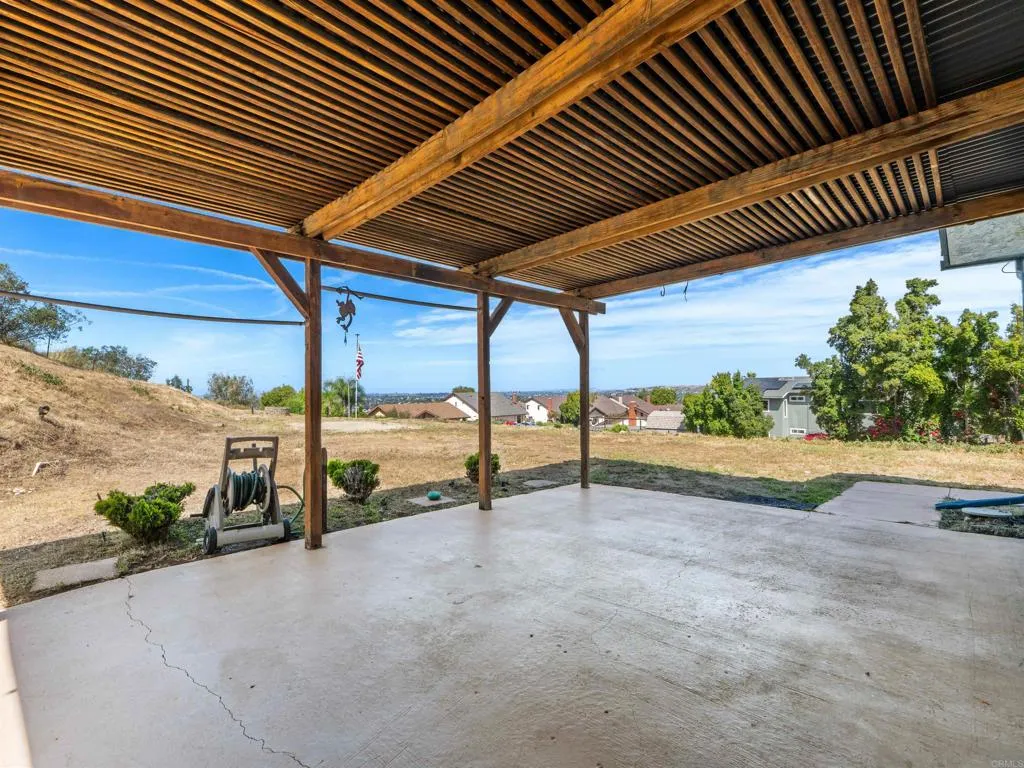 https://cdn.realtyfeed.com/cdn/127/306706206/f8309bc456156961409f018be8a160ab.webp