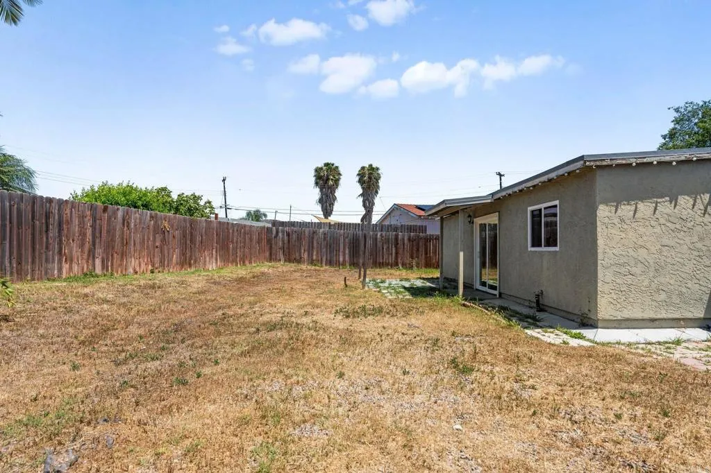 https://cdn.realtyfeed.com/cdn/127/306706217/13b7e9fd5a0c592c87f5299c66f430f2.webp