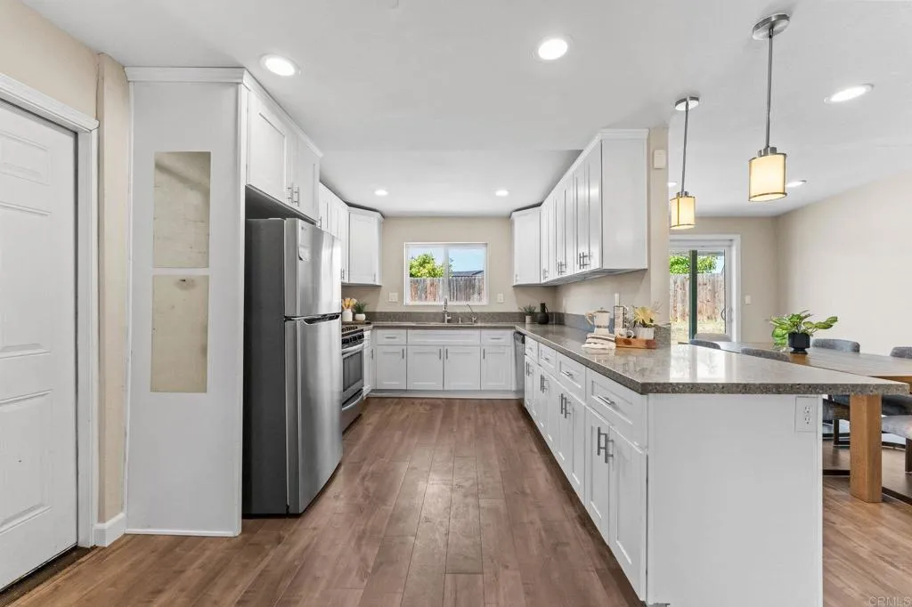 https://cdn.realtyfeed.com/cdn/127/306706217/3d46640006da3ee7fe78faaa6b9befde.webp