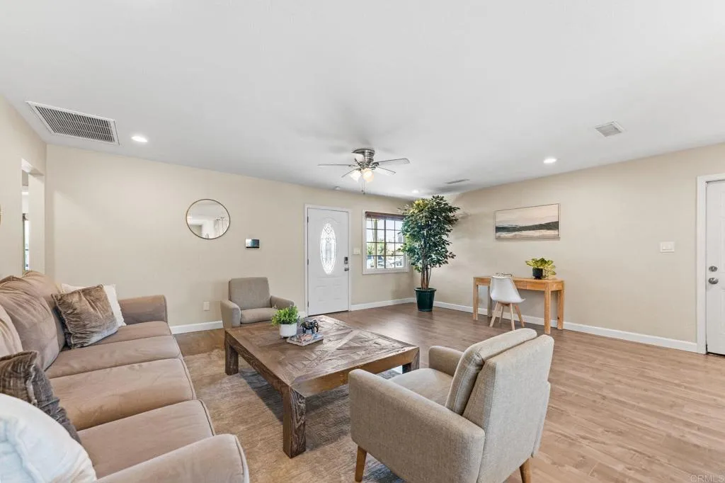 https://cdn.realtyfeed.com/cdn/127/306706217/59e99dd845d731eb34f5e6853b775d35.webp