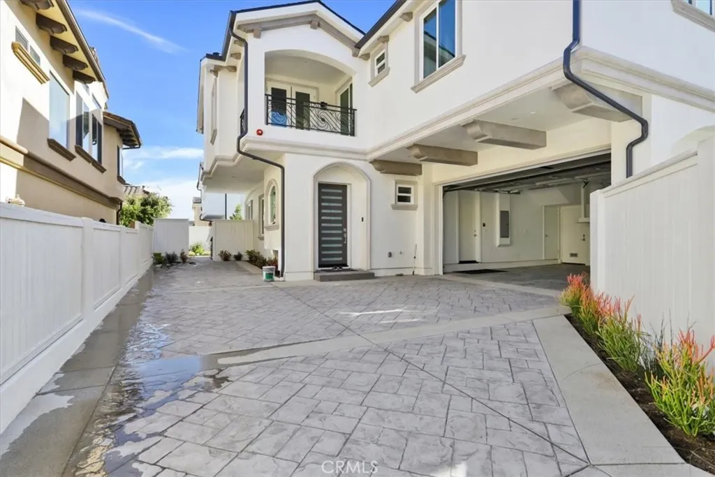 Redondo Beach, CA 90278
