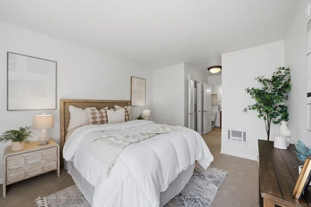 https://cdn.realtyfeed.com/cdn/127/306706254/9427ffc89e93a195915f44dd271987d4.webp