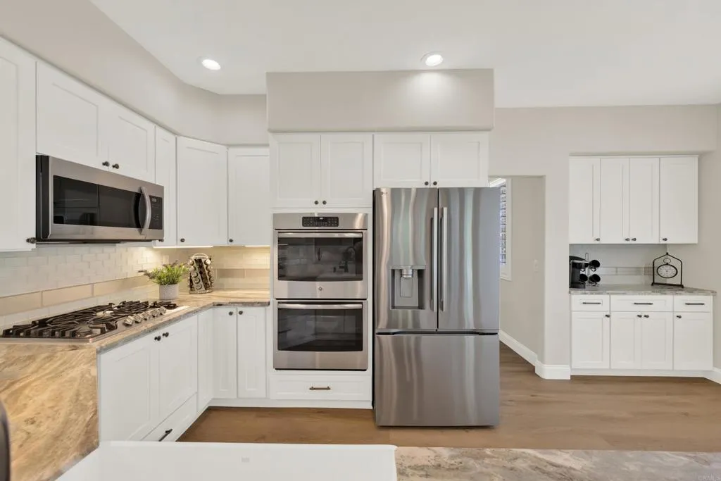 https://cdn.realtyfeed.com/cdn/127/306706257/0f94bd98fd175e45ab0665e53fa78503.webp