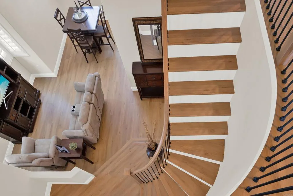 https://cdn.realtyfeed.com/cdn/127/306706257/4ea480dc17ca472c3513a555523abfe7.webp