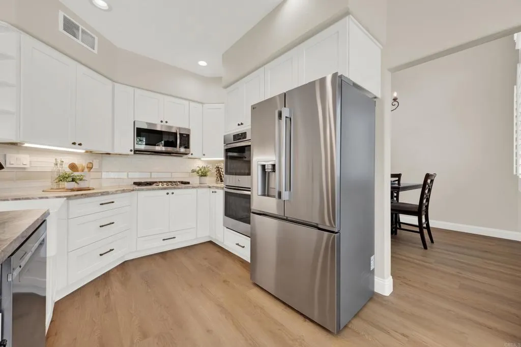 https://cdn.realtyfeed.com/cdn/127/306706257/a012073420fda4299acb7f729513d6df.webp