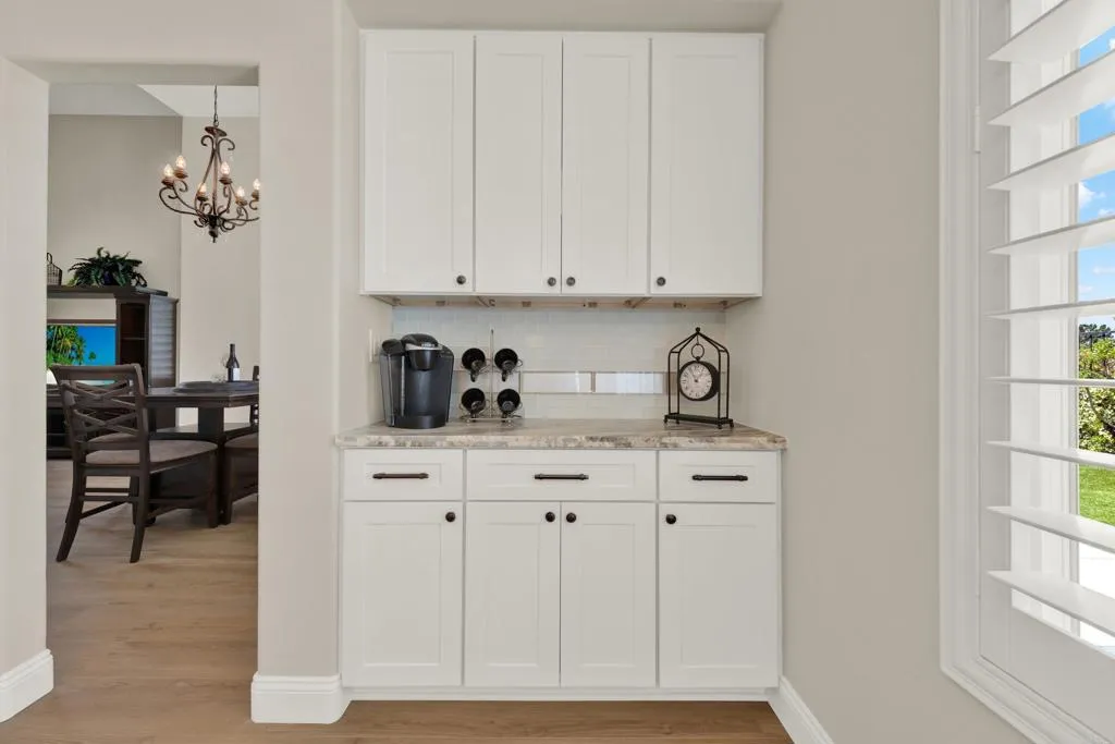 https://cdn.realtyfeed.com/cdn/127/306706257/c56a89f75caa707cc1257aa2e4e8db4e.webp