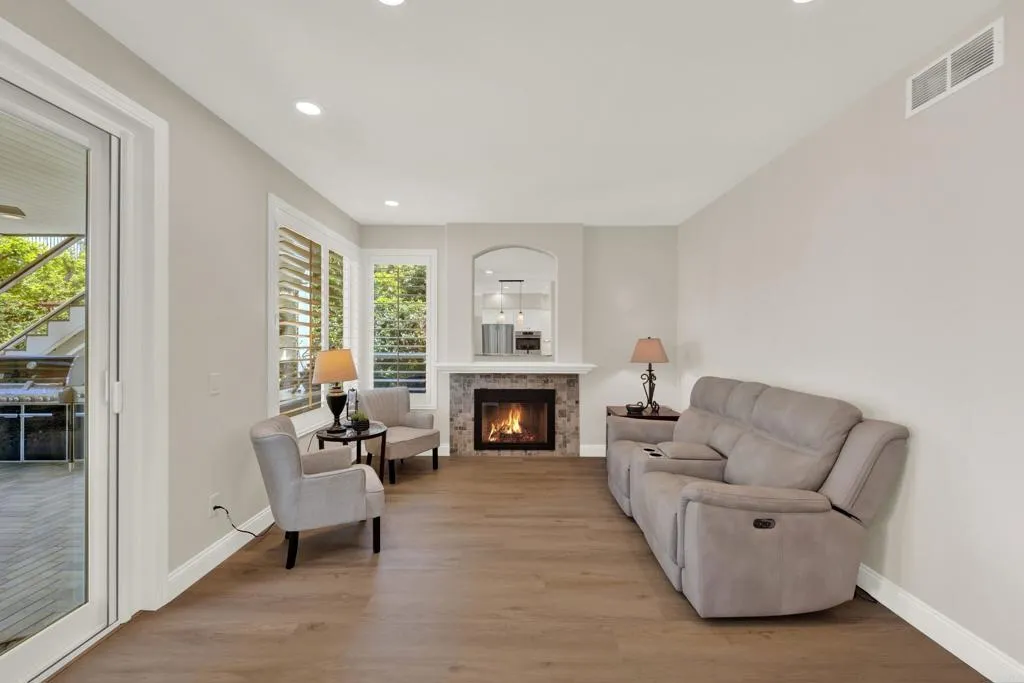 https://cdn.realtyfeed.com/cdn/127/306706257/e0ddef0af5a087e178d431c1c2aa216c.webp