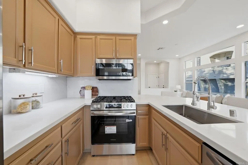 Photo #12: PTP2603249 Listing: Photo #12
