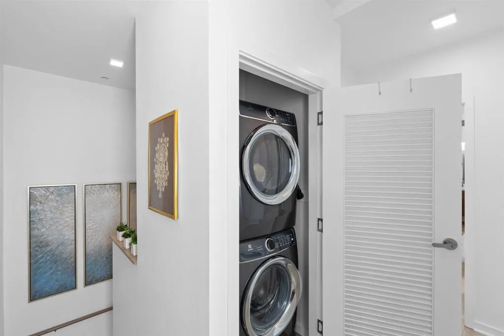 Photo #16: NDP2604136 Listing: Photo #16