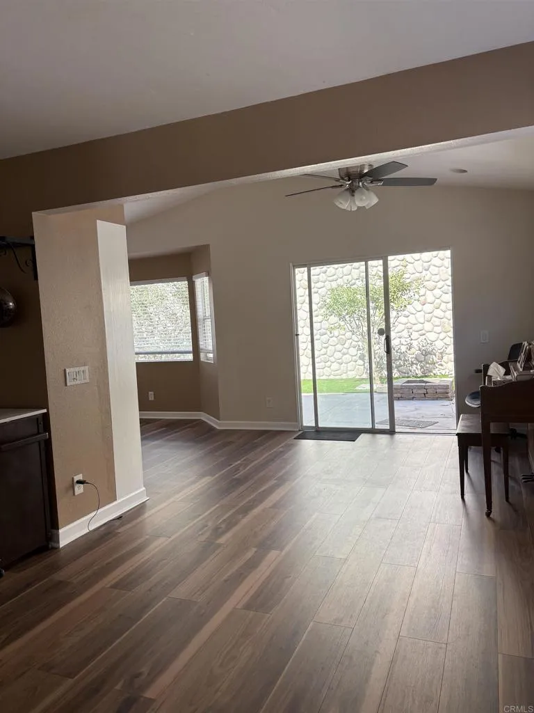 https://cdn.realtyfeed.com/cdn/127/306706331/c3160a7a02c0ef53fdce86151bc64428.webp
