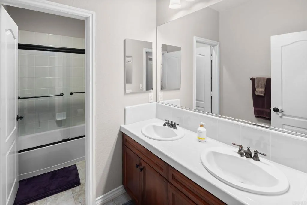 Photo #30: NDP2604138 Listing: Photo #30