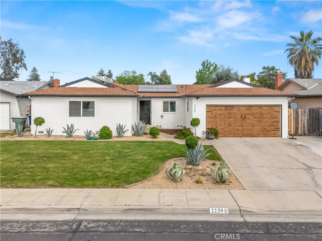 Clovis, CA 93611