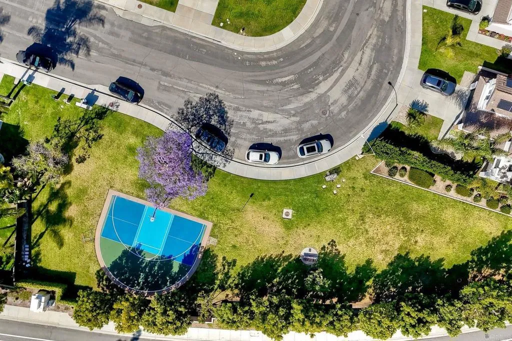 https://cdn.realtyfeed.com/cdn/127/306706373/33f0bb60f1dbf4178a2b7b21c607fa87.webp