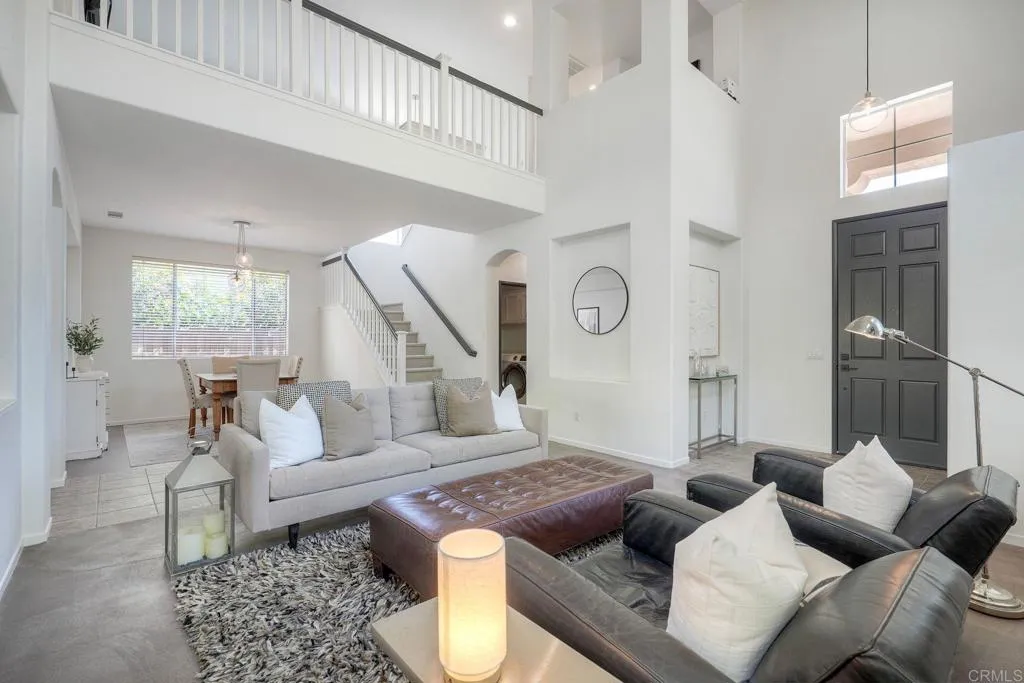 https://cdn.realtyfeed.com/cdn/127/306706373/eebf5685d265d6c655f2c6be044d3c1b.webp