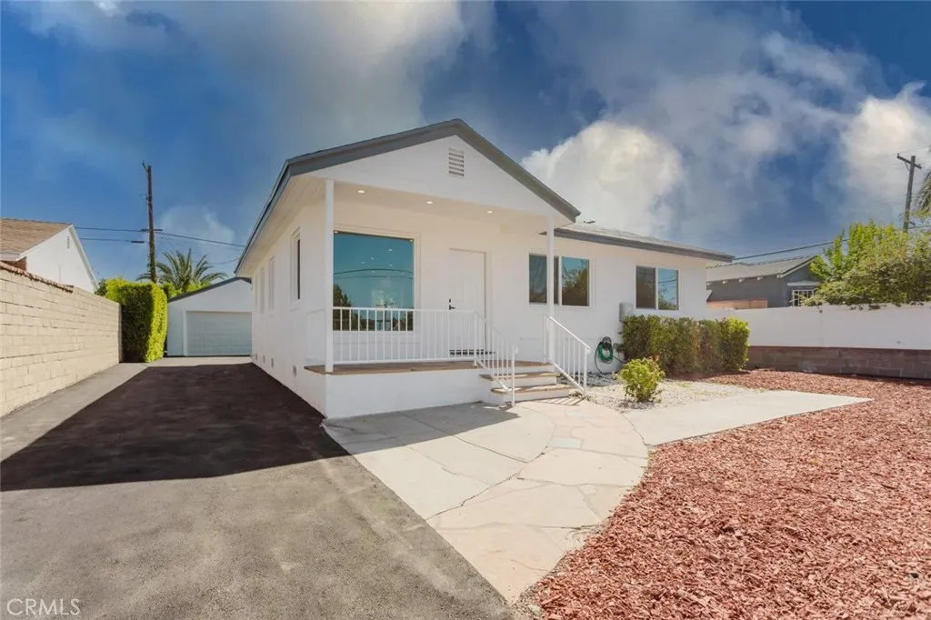 10408 El Dorado Avenue, Pacoima, CA 91331 - Photo 5 of 38, Pacoima, CA