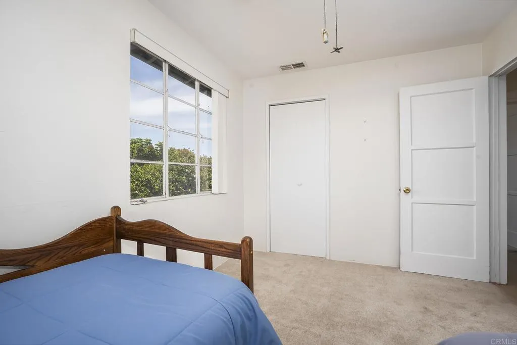 https://cdn.realtyfeed.com/cdn/127/306706389/f2a333c1a6a735c7db66fec3610be2a4.webp