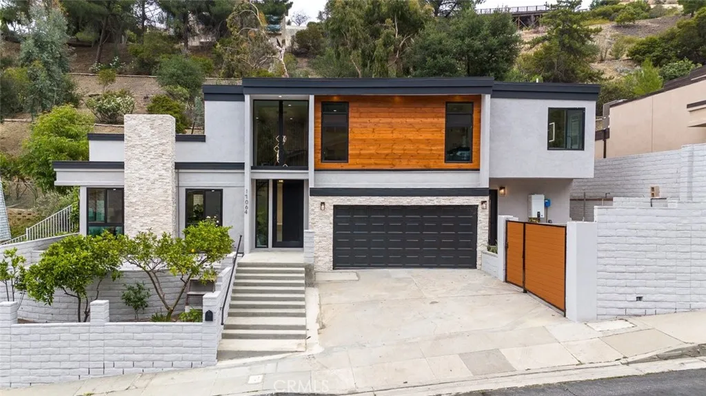 Encino, CA 91436